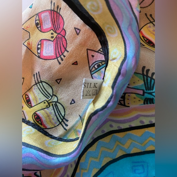 Laurel Burch 100% Silk Scarf - Picture 5 of 9
